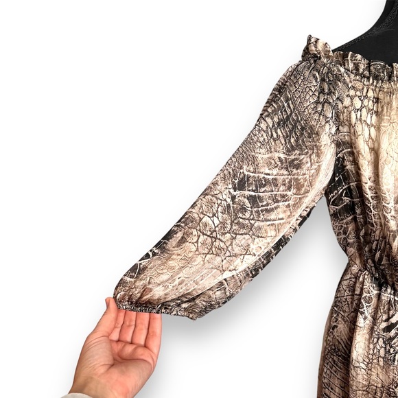 Ces Femme NWT Frankie Snake Dress Medium Metallic Gold Off Shoulder Ruffle Tiers - Picture 5 of 16